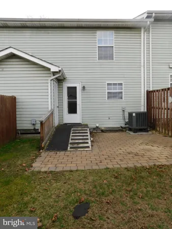 $1,650 | 248 Waterford Lane, Winchester, VA 22602