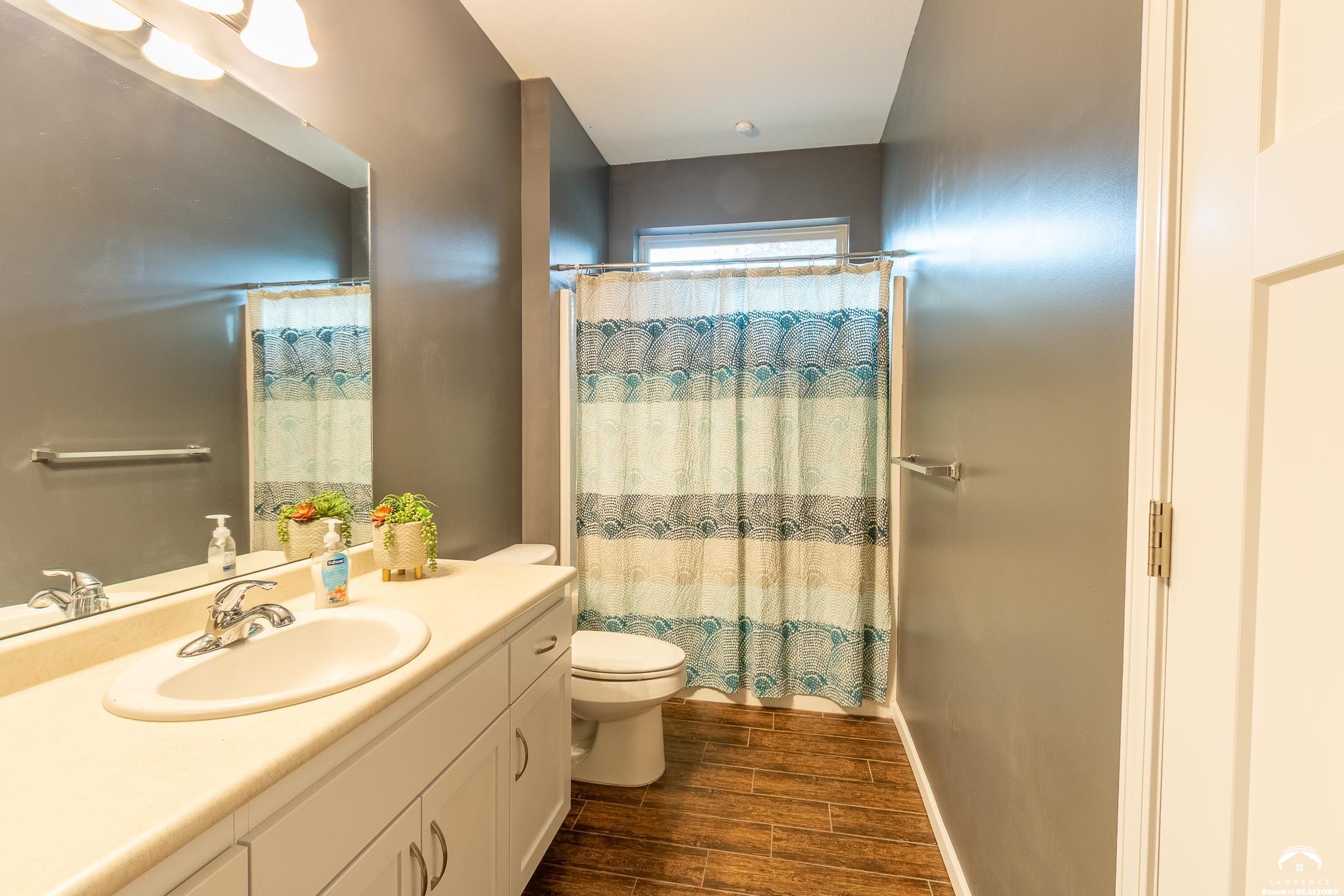 347 Florida Street Lawrence, KS 66044 - Photo 11 of 30