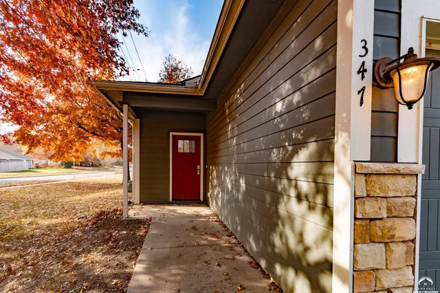 $229,900 | 347 Florida Street, Lawrence, KS 66044