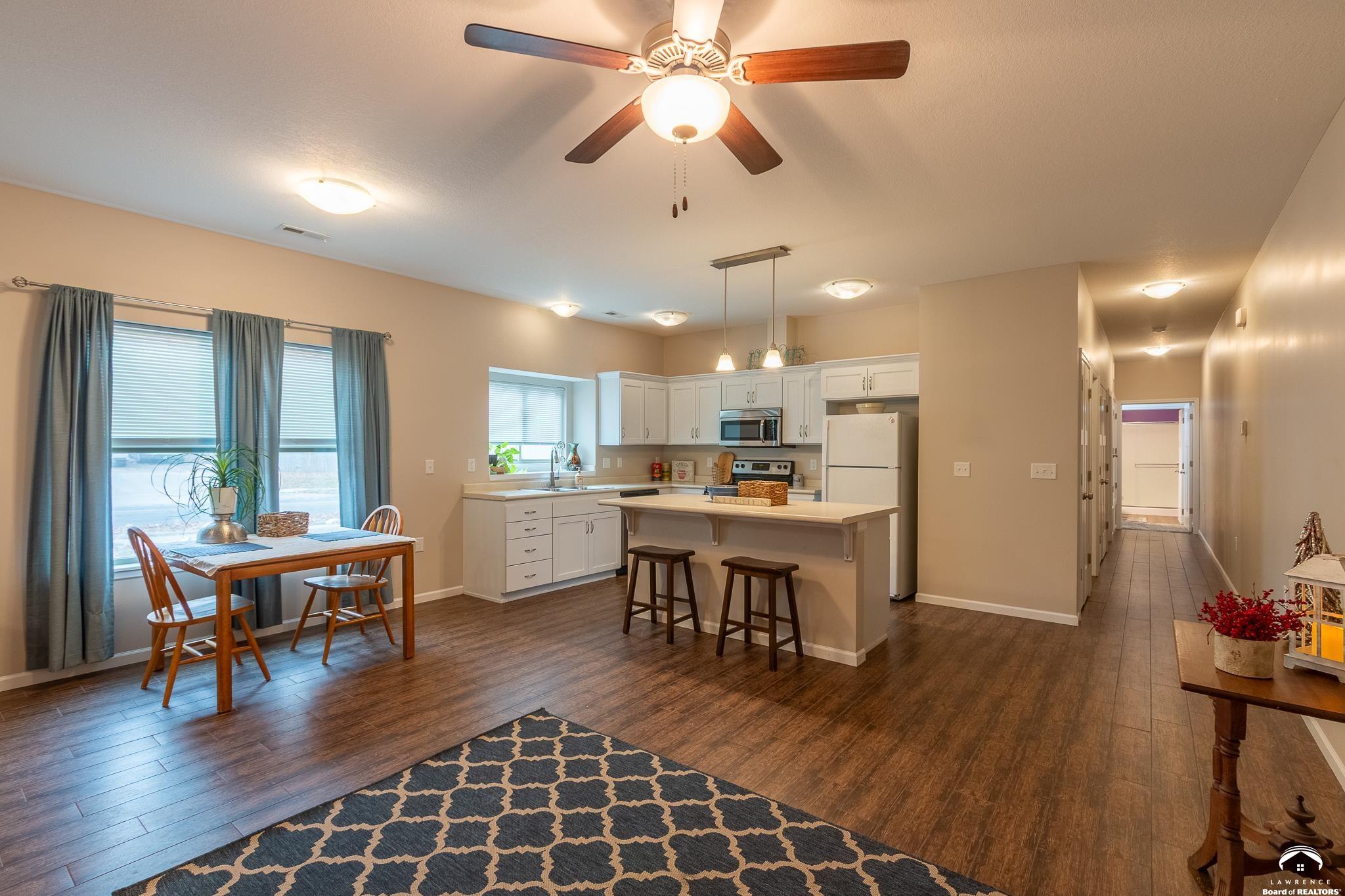 347 Florida Street Lawrence, KS 66044 - Photo 3 of 30