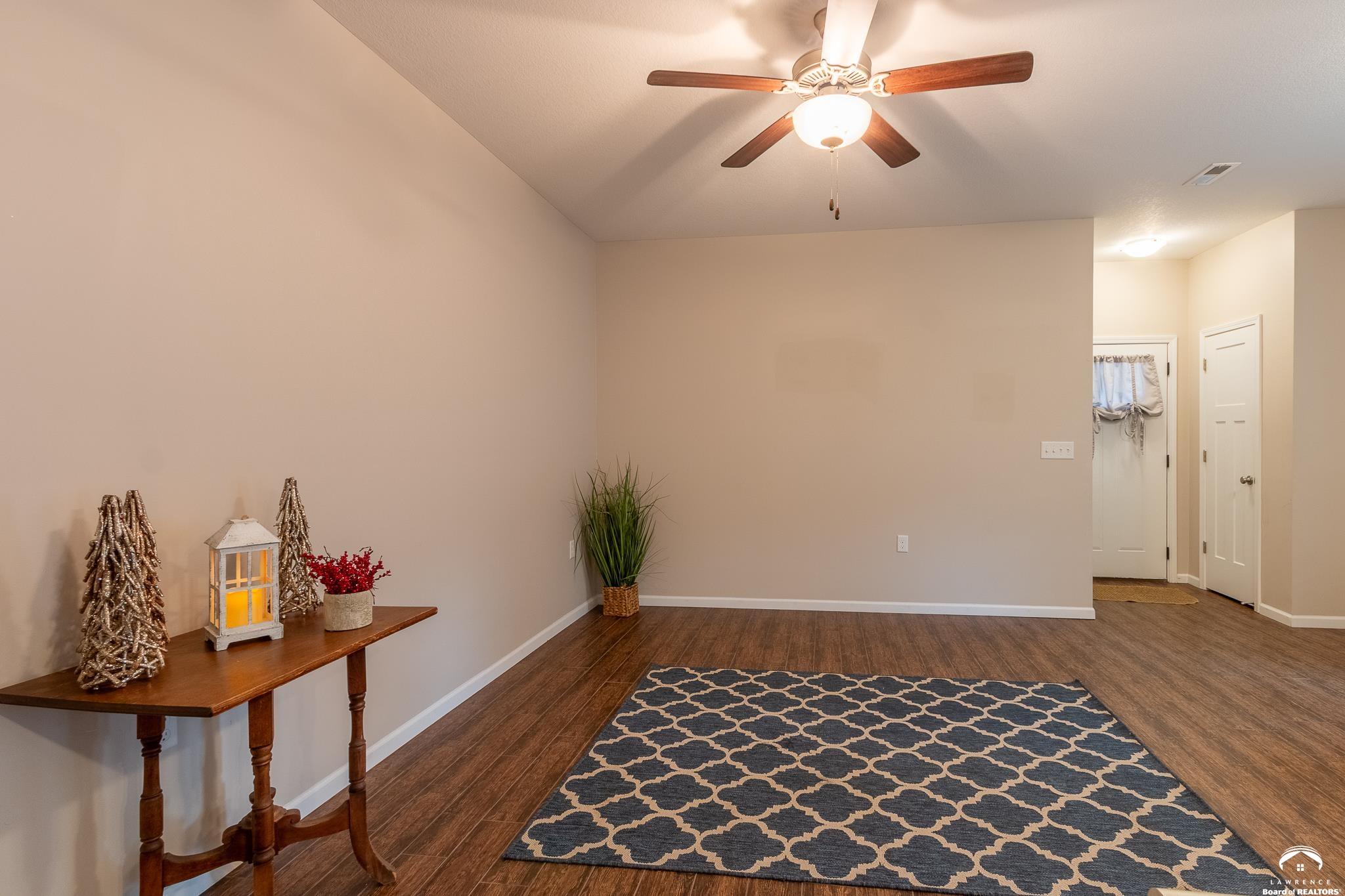 347 Florida Street Lawrence, KS 66044 - Photo 10 of 30