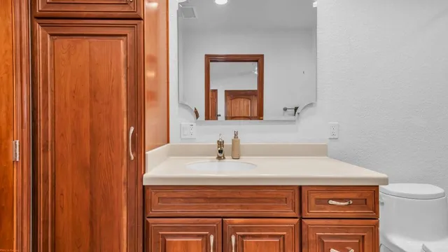 a view of walk in closet