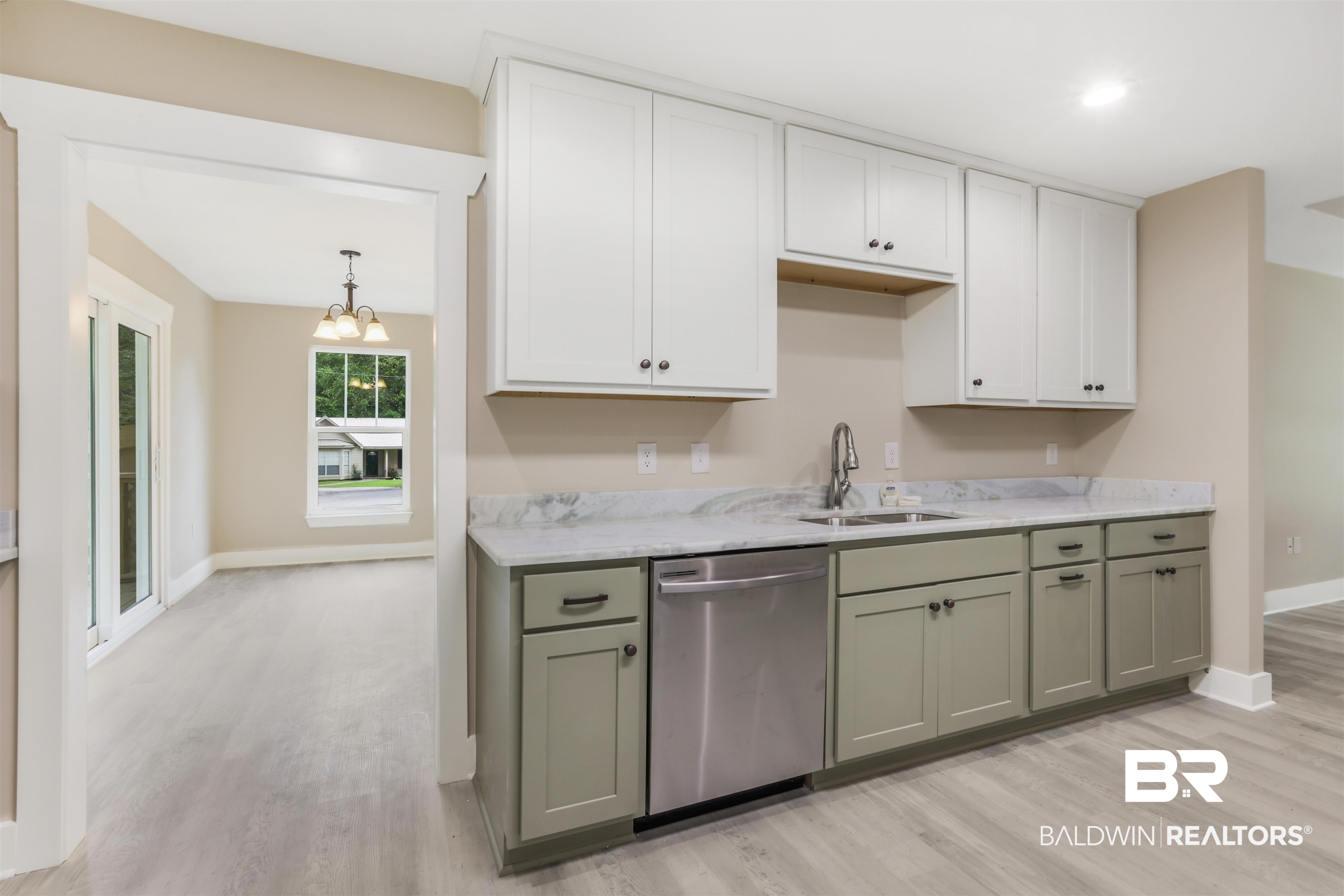 114 Michael Loop Daphne, AL 36526 - Photo 8 of 24