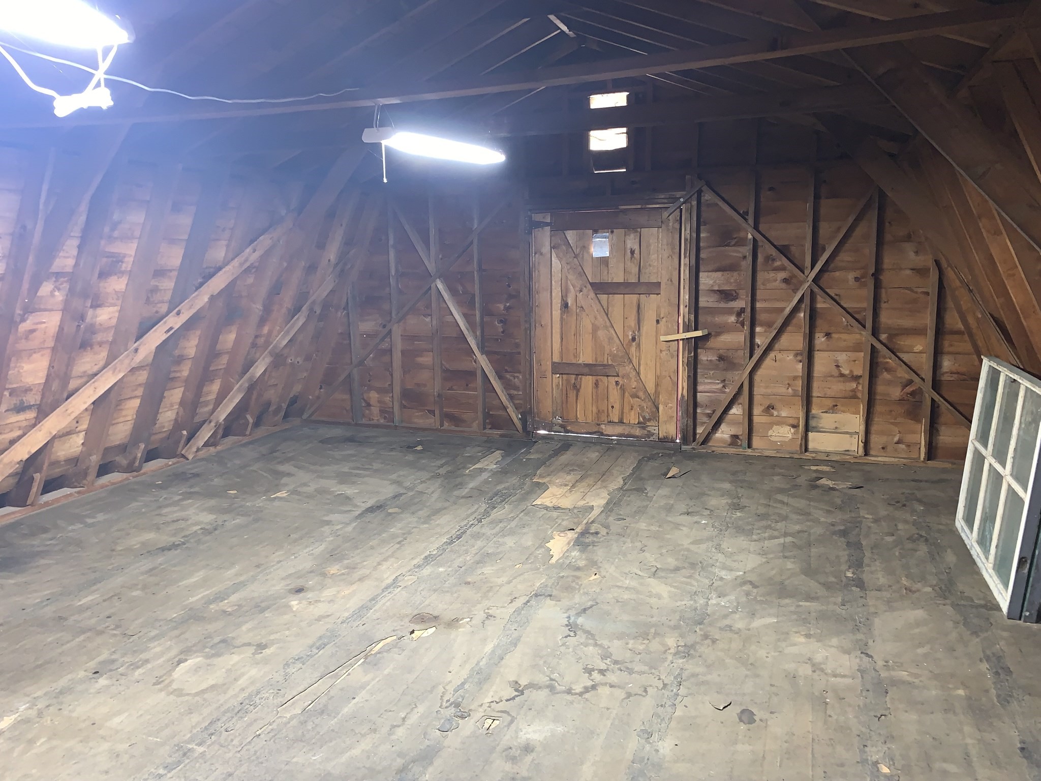 15 Shaw Road Wales, MA 01081 - Photo 5 of 10 Gallery Image 5