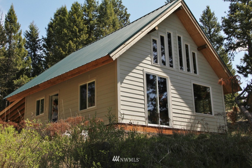 180 Redmond Road Republic, WA 99166 - Photo 12 of 15 Gallery Image 12