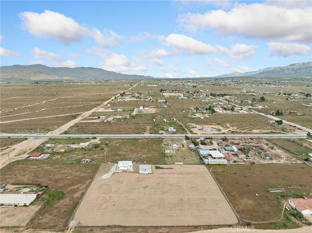 21637 Del Oro Road Apple Valley, CA 92308 - Photo 11 of 43