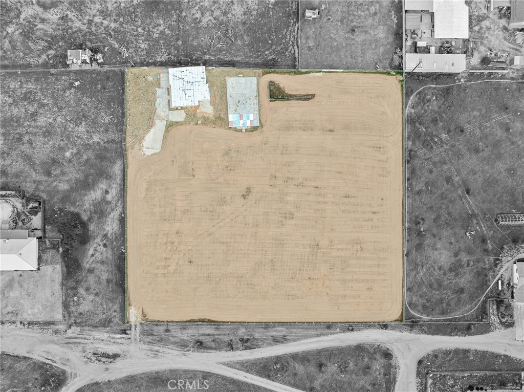 21637 Del Oro Road Apple Valley, CA 92308 - Photo 12 of 43