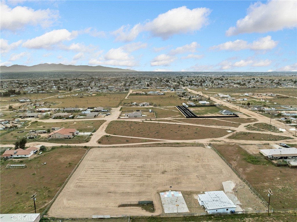 21637 Del Oro Road Apple Valley, CA 92308 - Photo 13 of 43