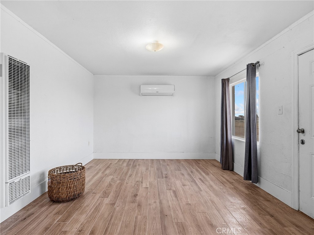 21637 Del Oro Road Apple Valley, CA 92308 - Photo 15 of 43