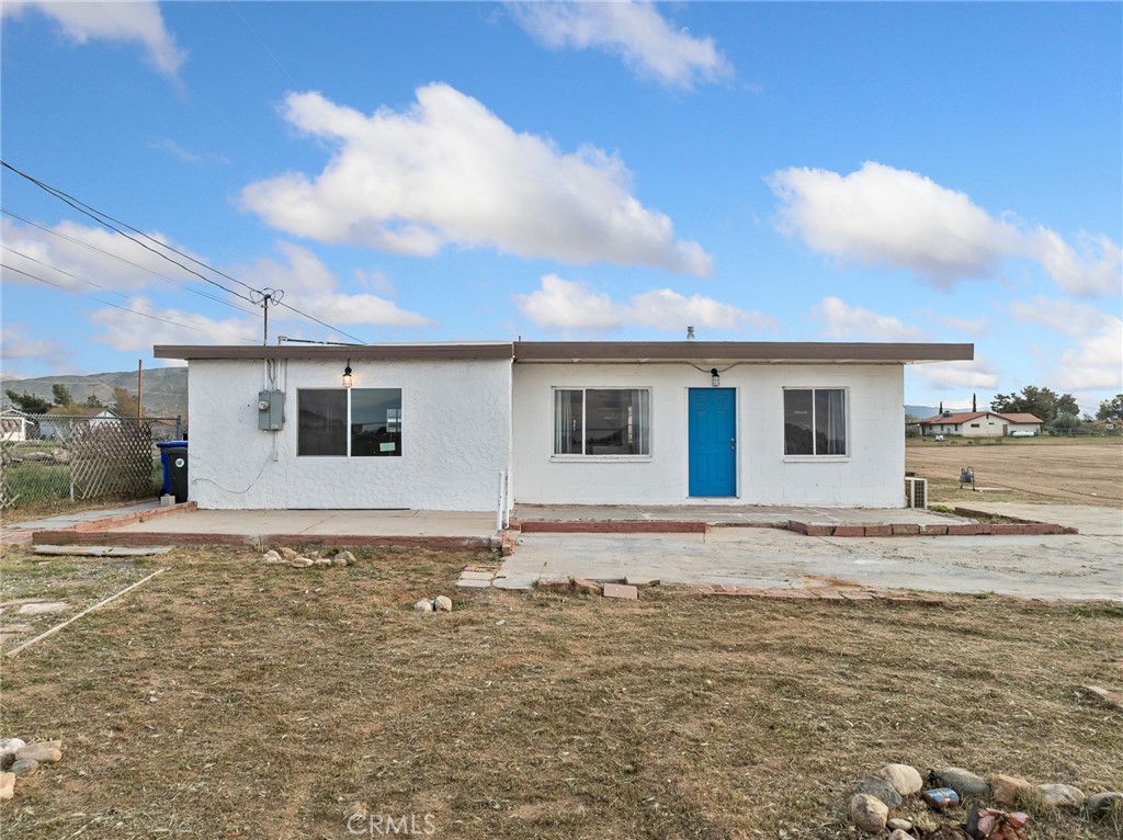 21637 Del Oro Road Apple Valley, CA 92308 - Photo 5 of 43