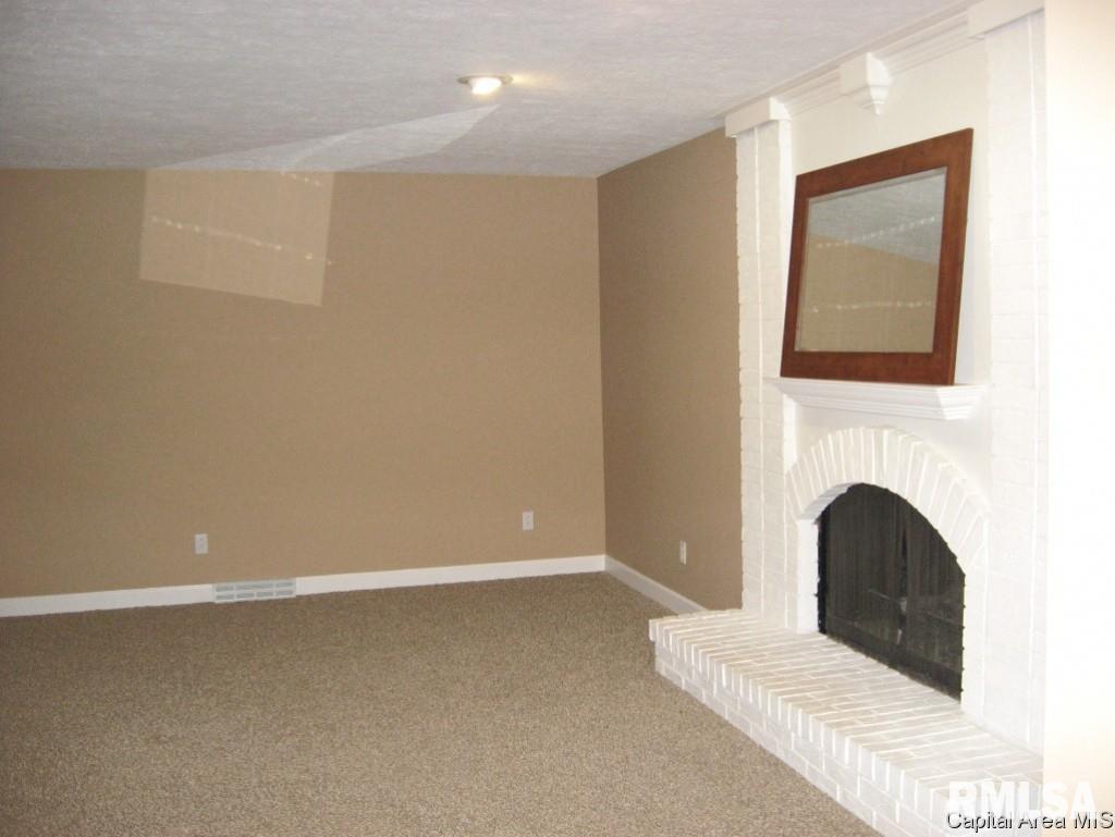 30 Longview Drive Springfield, IL 62712 - Photo 11 of 25