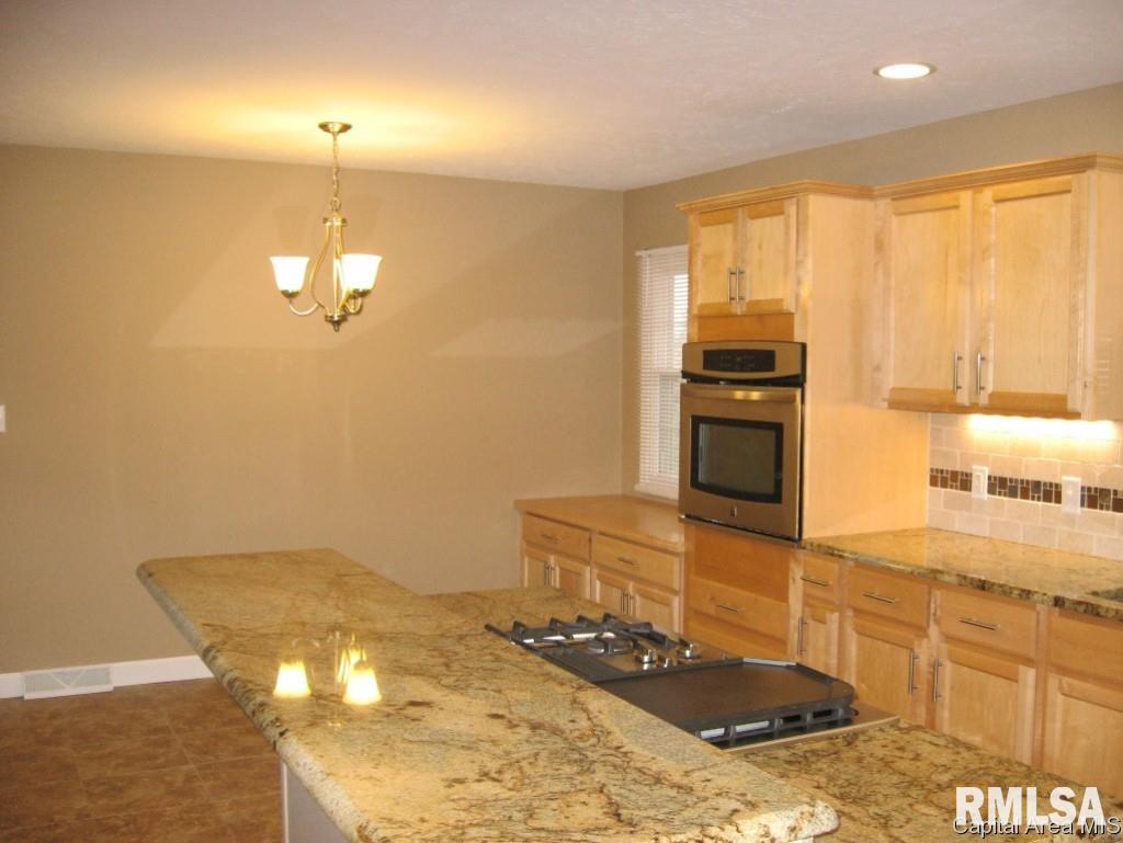 30 Longview Drive Springfield, IL 62712 - Photo 7 of 25