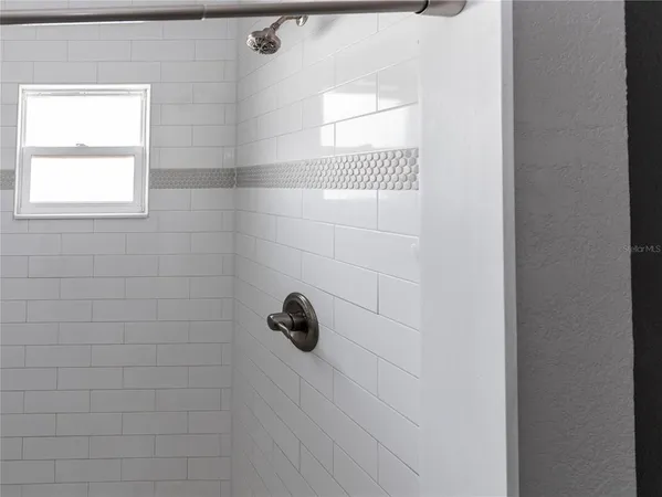 $1,700 | 133 West Park Avenue, Unit A, Lake Wales, FL 33853