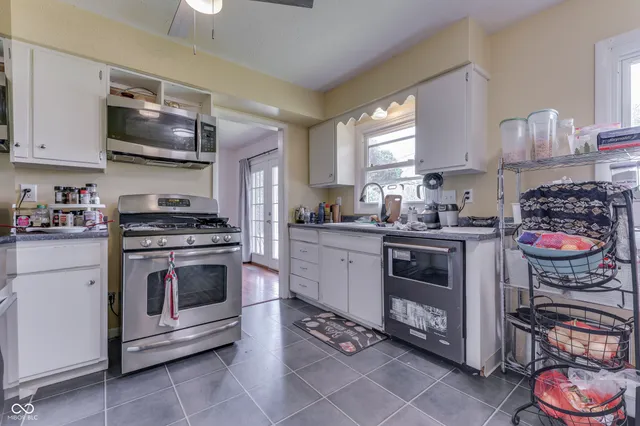 $260,000 | 1924 West 65th Place, Indianapolis, IN 46260