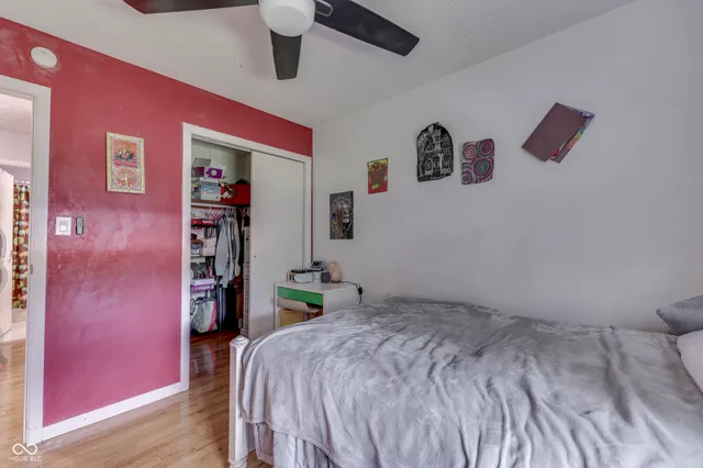 $260,000 | 1924 West 65th Place, Indianapolis, IN 46260