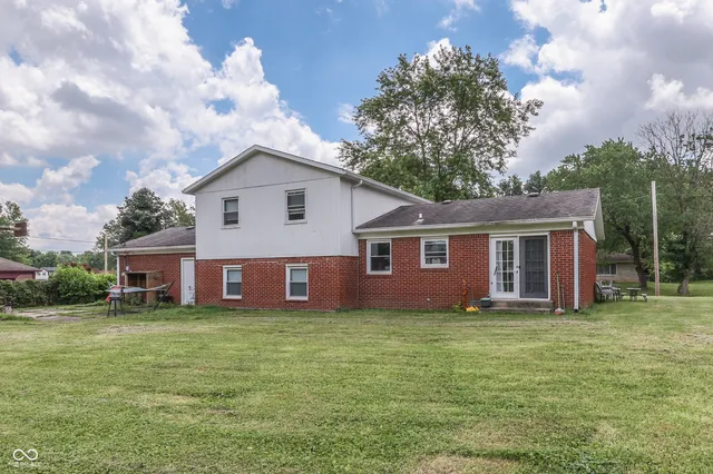 $260,000 | 1924 West 65th Place, Indianapolis, IN 46260