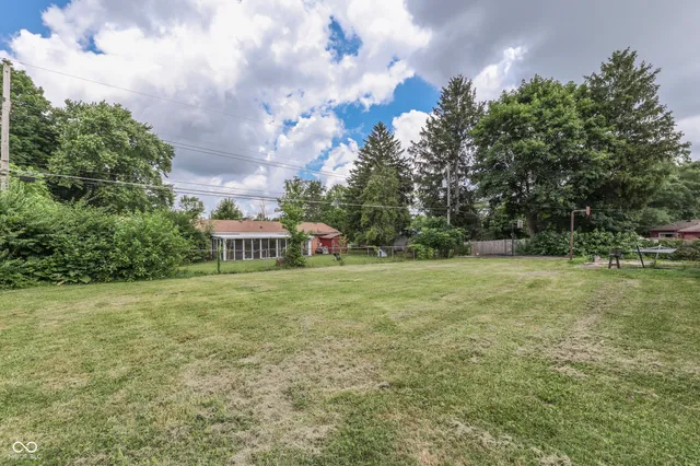 $260,000 | 1924 West 65th Place, Indianapolis, IN 46260