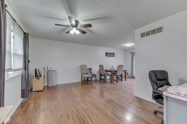 $260,000 | 1924 West 65th Place, Indianapolis, IN 46260