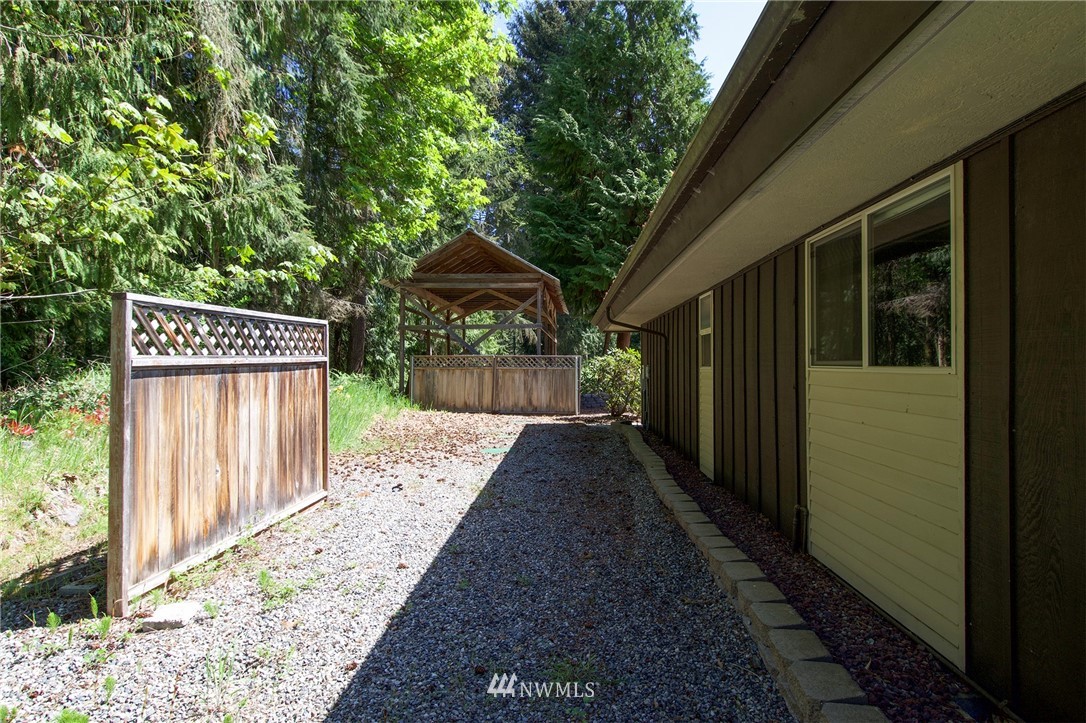 94 Bumpy Road Port Angeles, WA 98362 - Photo 35 of 40