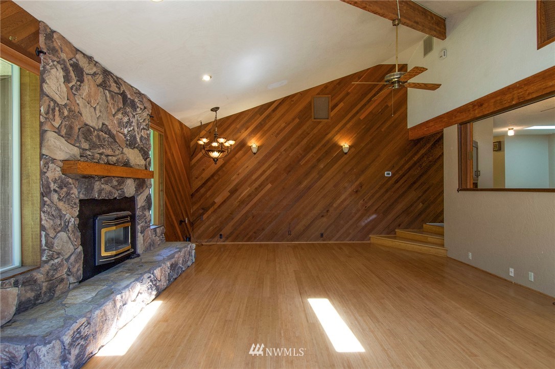 94 Bumpy Road Port Angeles, WA 98362 - Photo 7 of 40