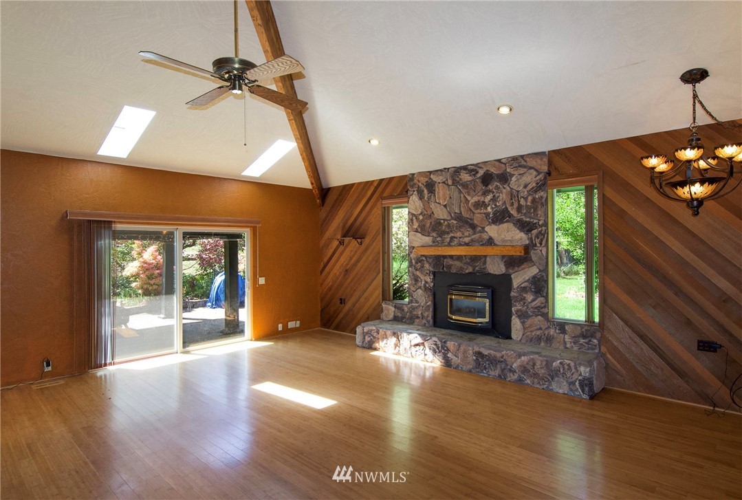 94 Bumpy Road Port Angeles, WA 98362 - Photo 8 of 40