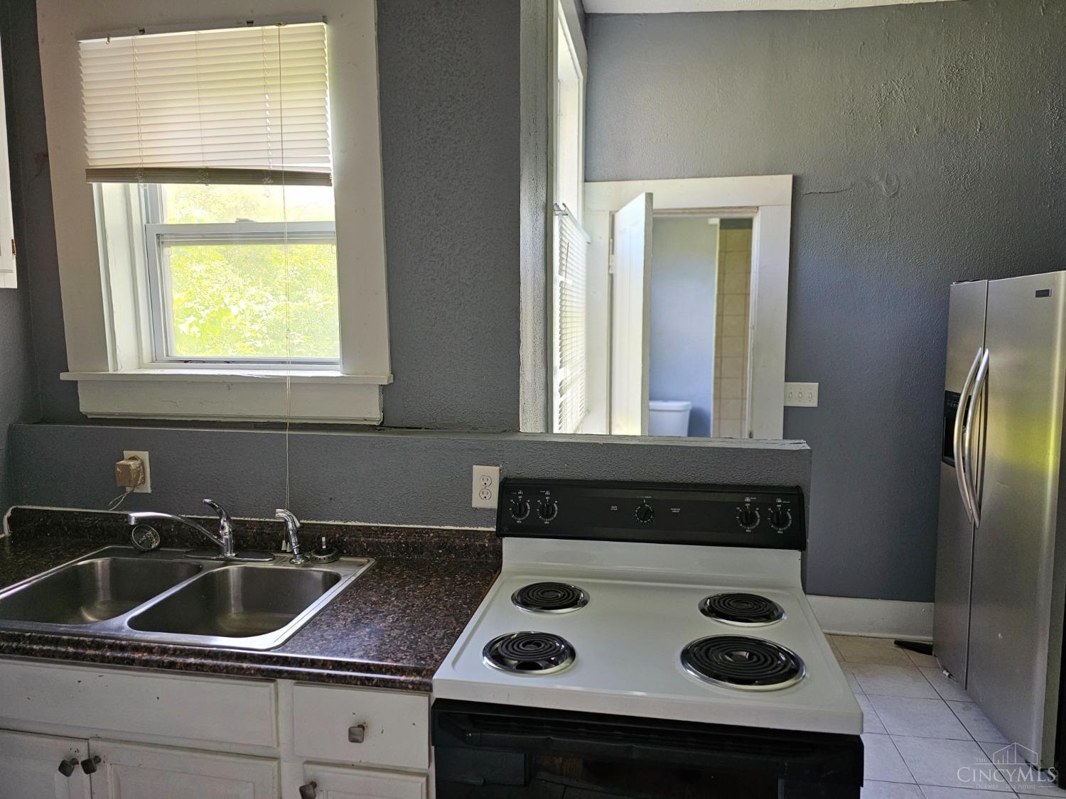 3636 Reading Road Cincinnati, OH 45229 - Photo 19 of 23