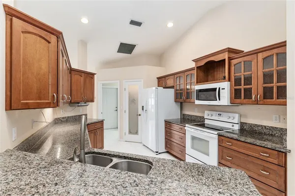 $300,000 | 10642 Southwest 74th Avenue, Ocala, FL 34476