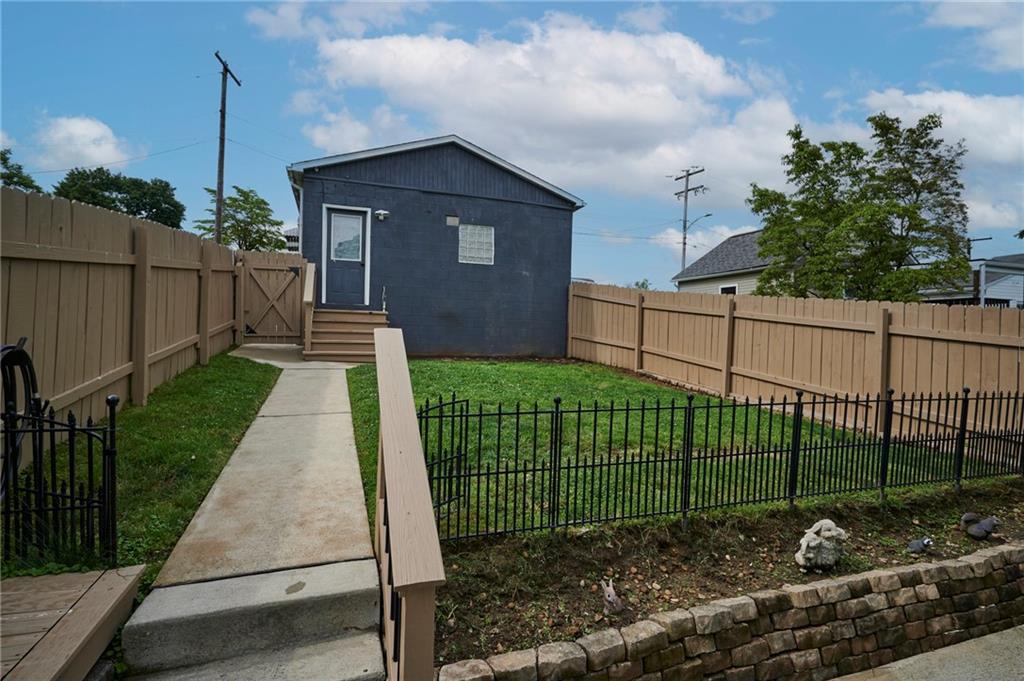 951 Roup Avenue Brackenridge, PA 15014 - Photo 27 of 30