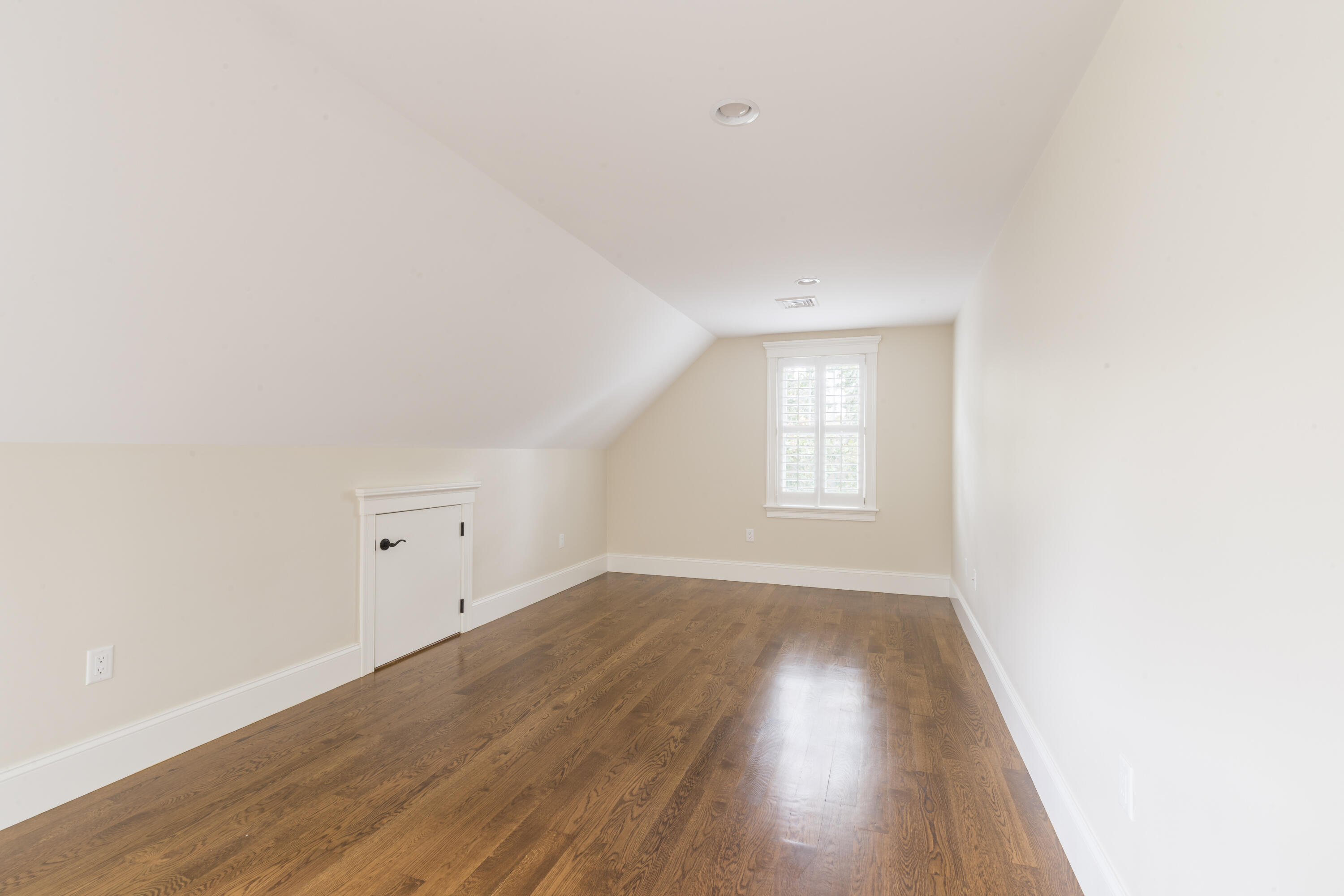 55 Youngs Road Chatham, MA 02633 - Photo 25 of 50 Loft Area View 2