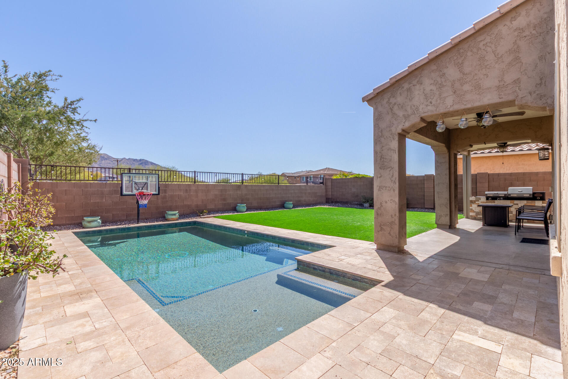 2765 East Gillcrest Road Gilbert, AZ 85298 - Photo 36 of 40 47 Gillcrest