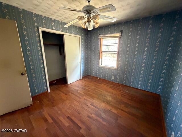 13835 Old Jackson Road Whiteville, TN 38075 - Photo 19 of 27 a view of an empty room with a window