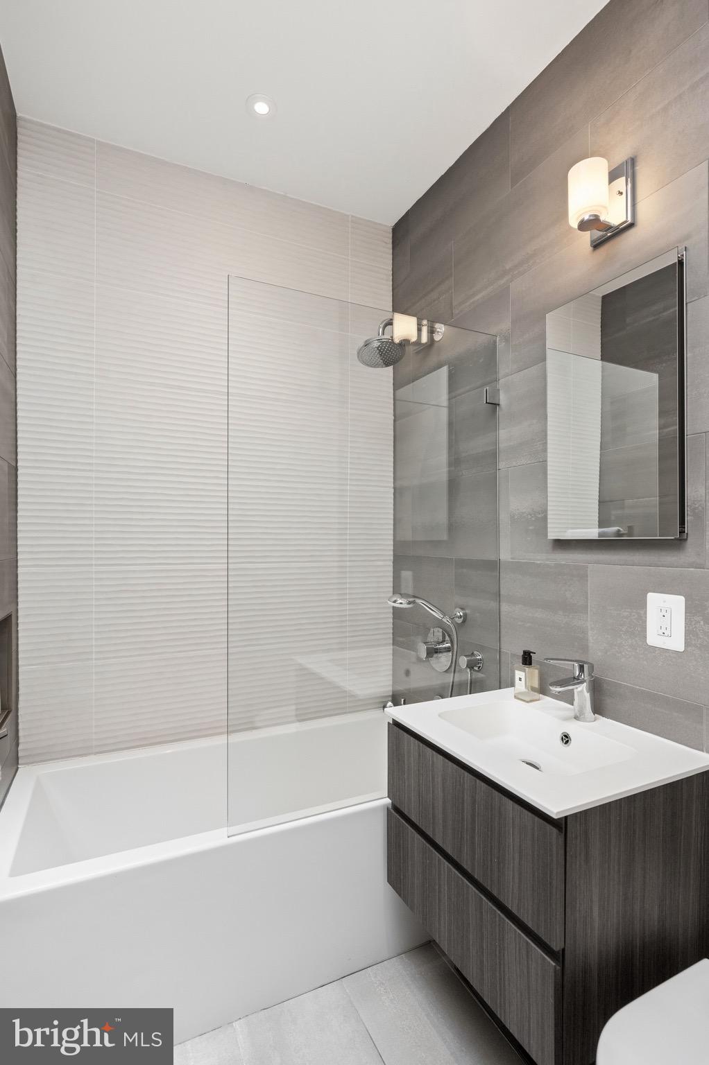 1314 29th Street Northwest Washington, DC 20007 - Photo 14 of 24