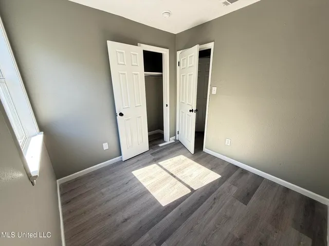 $1,200 | 3831 Morningview Drive, Moss Point, MS 39563