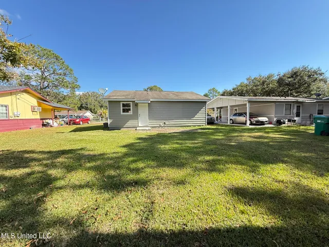 $1,200 | 3831 Morningview Drive, Moss Point, MS 39563