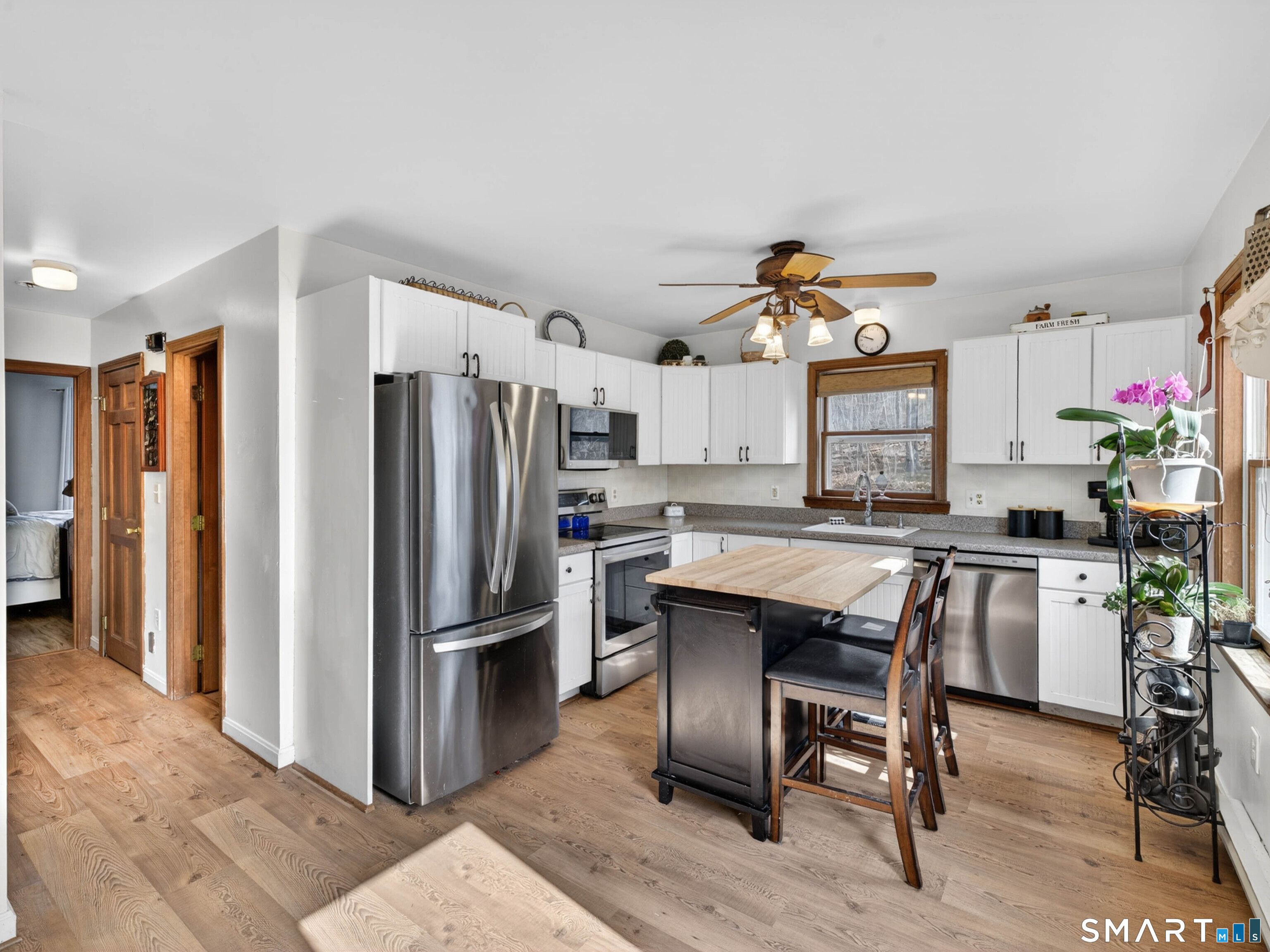 25 Lake Of Isles Road Preston, CT 06365 - Photo 6 of 40