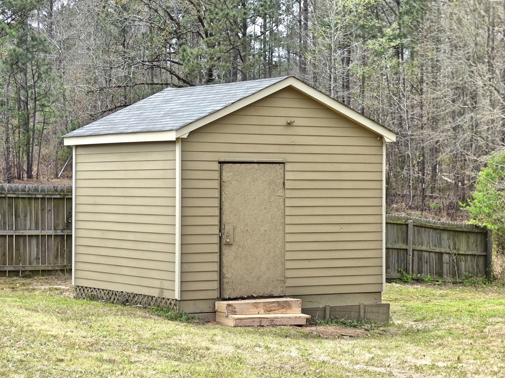 142 Lee Road 2110 Salem, AL 36874 - Photo 16 of 18 shed