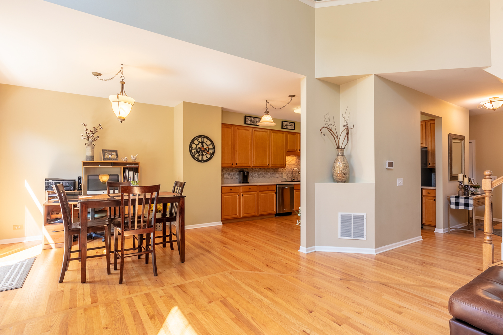296 Jennifer Court Gurnee, IL 60031 - Photo 18 of 37
