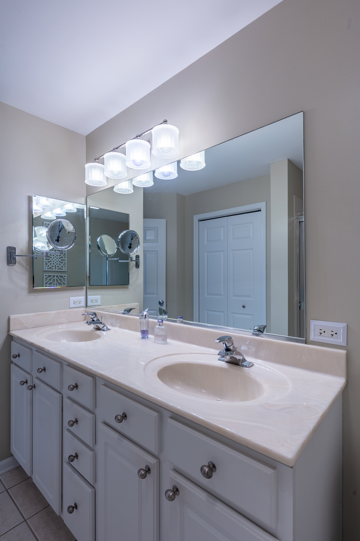 296 Jennifer Court Gurnee, IL 60031 - Photo 26 of 37
