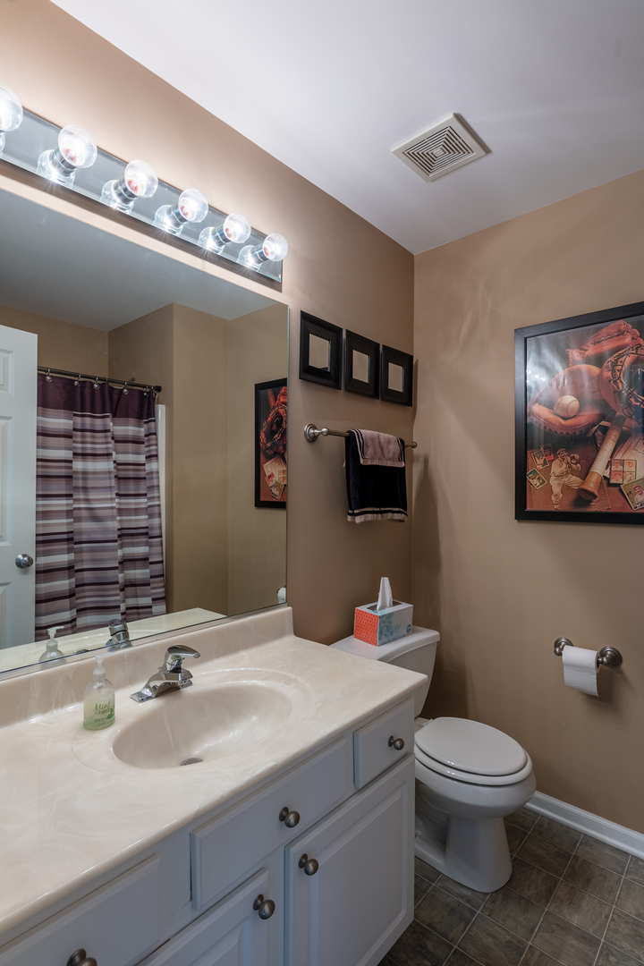 296 Jennifer Court Gurnee, IL 60031 - Photo 29 of 37
