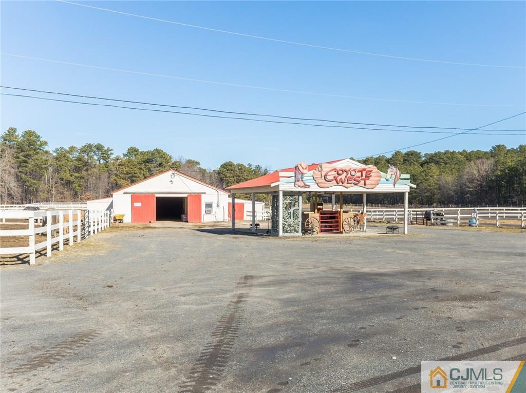 113 Old Forge Road Monroe Township, NJ 08831 - Photo 16 of 25 Gallery Image 16