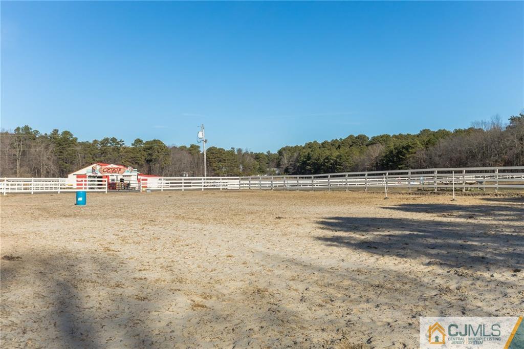 113 Old Forge Road Monroe Township, NJ 08831 - Photo 17 of 25 Gallery Image 17