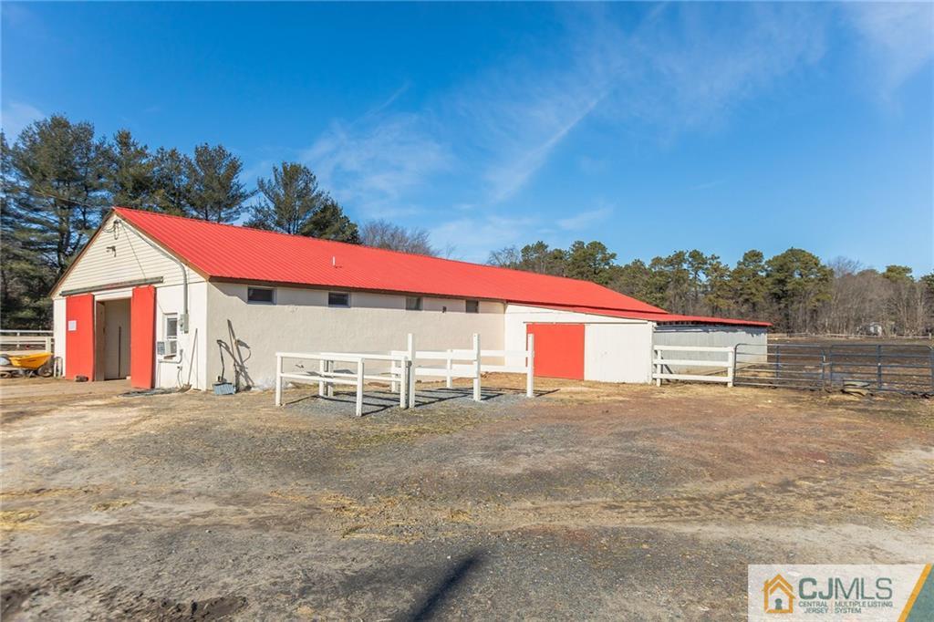 113 Old Forge Road Monroe Township, NJ 08831 - Photo 18 of 25 Gallery Image 18