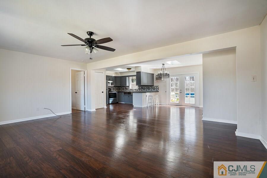 113 Old Forge Road Monroe Township, NJ 08831 - Photo 4 of 25 Gallery Image 4