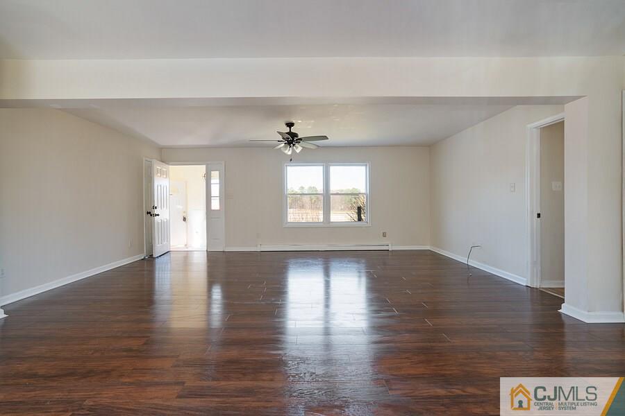 113 Old Forge Road Monroe Township, NJ 08831 - Photo 6 of 25 Gallery Image 6