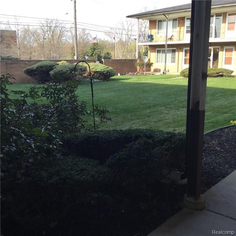 22999 West Seven Mile Road, Unit 18 Detroit, MI 48219 - Photo 12 of 12