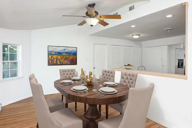 $324,900 | 513 Conant Avenue, Joliet, IL 60435