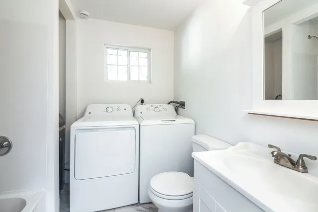 $324,900 | 513 Conant Avenue, Joliet, IL 60435