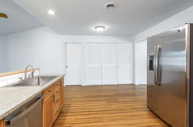 $324,900 | 513 Conant Avenue, Joliet, IL 60435