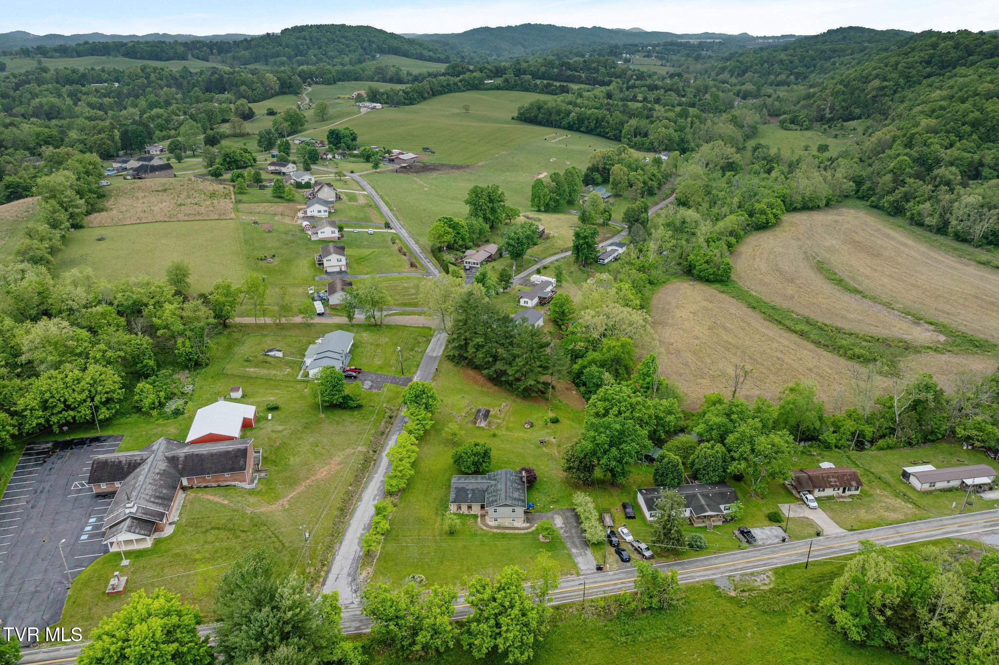 780 Dry Branch Road Bluff City, TN 37618 - Photo 30 of 32 Aerial view