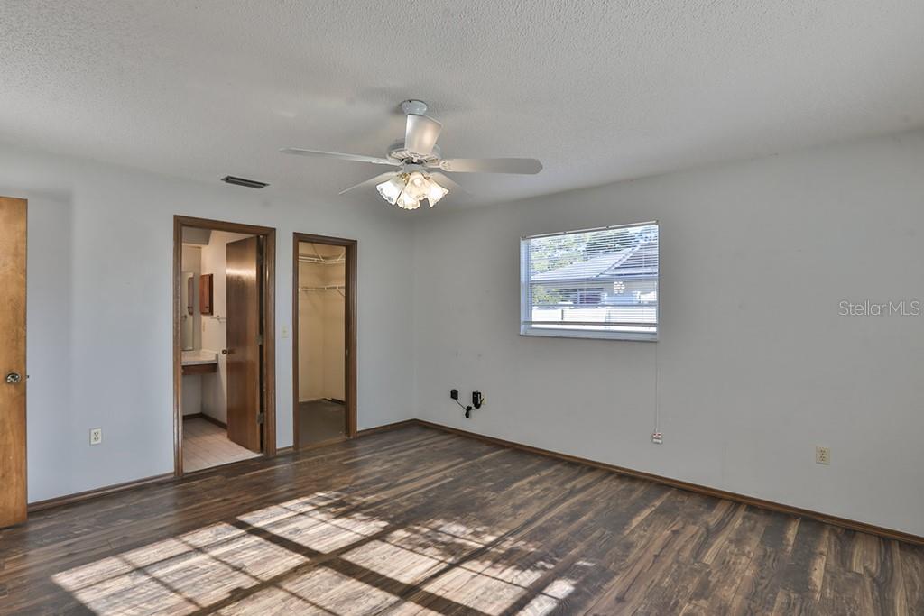 1116 Porpoise Road Venice, FL 34293 - Photo 23 of 25 Gallery Image 23